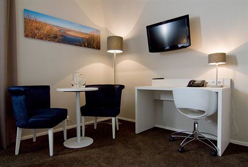 Hotel Zeerust Texel De Koog  Bagian luar foto