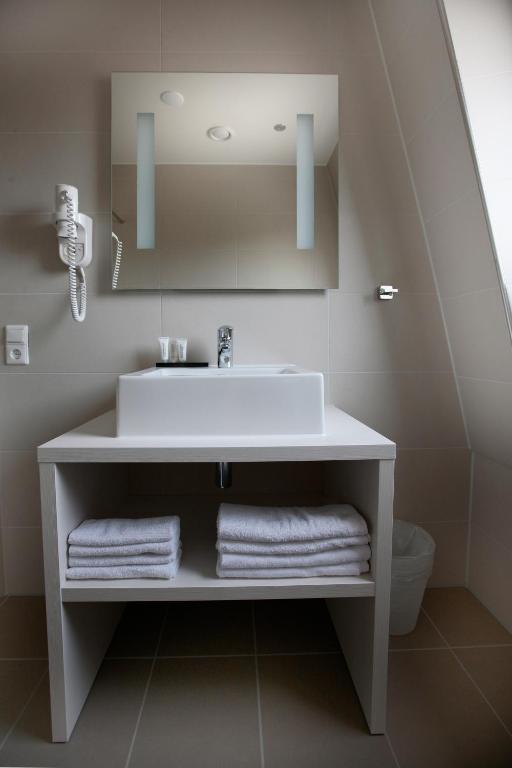 Hotel Zeerust Texel De Koog  Bagian luar foto