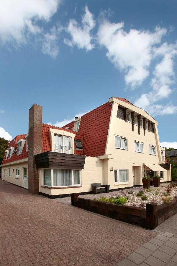 Hotel Zeerust Texel De Koog  Bagian luar foto